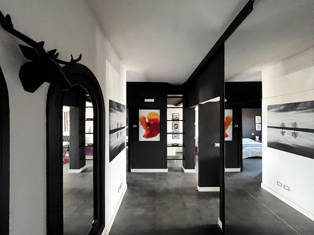 Mura Di Lucca Elegant Penthouse With Balcony Apartment