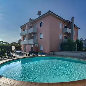 Giada Palace & Pool - Giada Palace Group Lucques