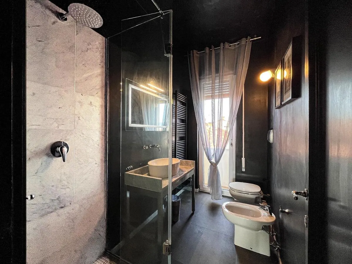 Appartamento Mura Di Lucca Elegant Penthouse With Balcony