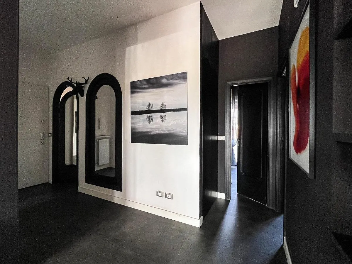 Mura Di Lucca Elegant Penthouse With Balcony Apartman Olaszország