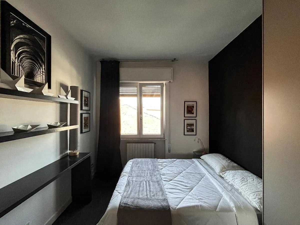 Mura Di Lucca Elegant Penthouse With Balcony Apartman